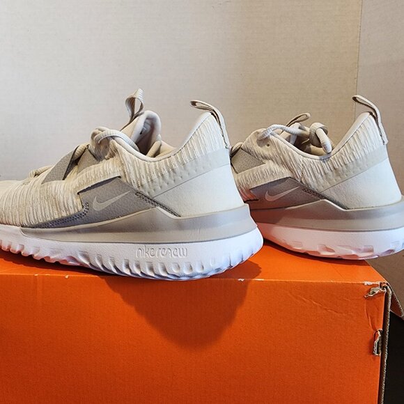 NIB Sz10🔥Nike RENEW ARENA  New Mens Off White Casual Training Shoes AJ5903-100 - Picture 4 of 9